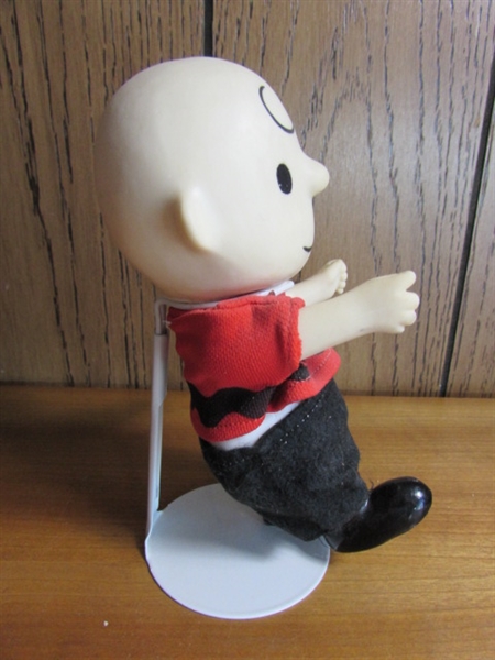 VINTAGE CHARLIE BROWN COMPOSITE BODY DOLL