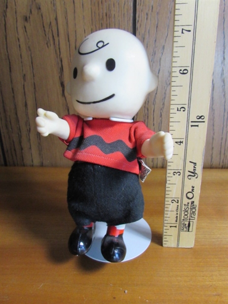 VINTAGE CHARLIE BROWN COMPOSITE BODY DOLL