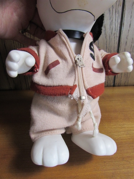 VINTAGE SNOOPY COMPOSITE BODY DOLL W/FAUX FUR EARS