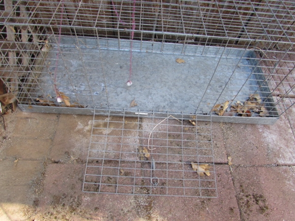 WIRE RABBIT CAGE