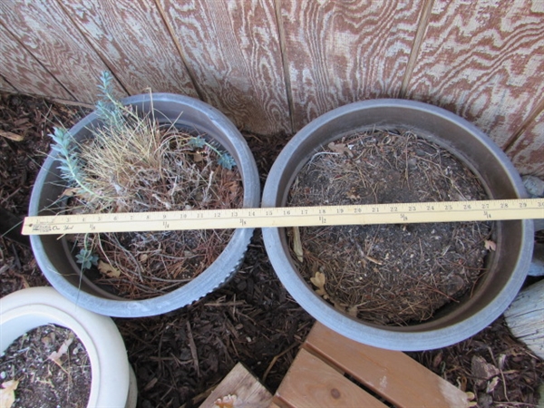 FAUX CLAY PLANTERS & ROLLING PLANT PLATFORMS