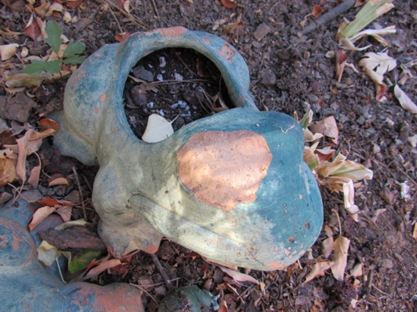 PAIR OF CLAY FROG PLANTERS & MORE