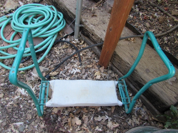 WATERING CANS, COLLAPSIBLE LEAF BIN, KNEELING PLATFORM & HOSE