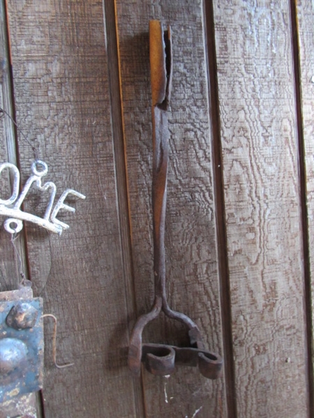 VINTAGE BRANDING IRONS & OTHER RUSTIC DECOR