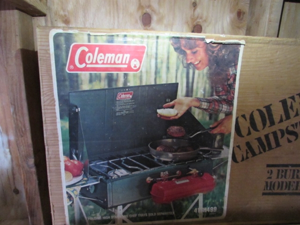 COLEMAN CAMP STOVE & STAND