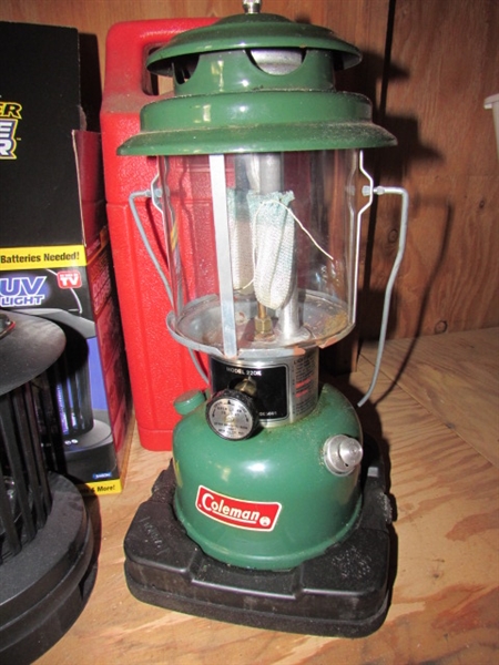 GAS COLEMAN LANTERN & ELECTRIC BUG LIGHT