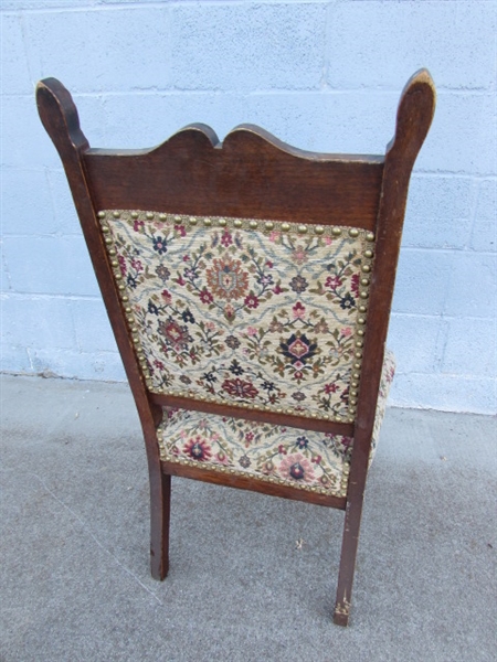 ANTIQUE OAK CHAIR W/UPHOLSTERED SEAT & BACK