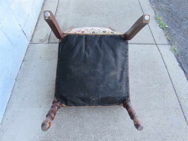 ANTIQUE OAK CHAIR W/UPHOLSTERED SEAT & BACK