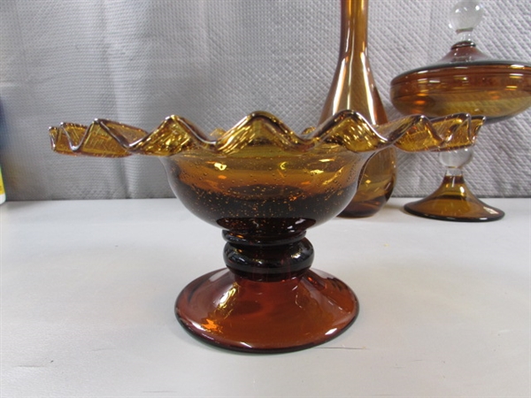 VINTAGE AMBER GLASS COLLECTION