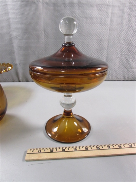 VINTAGE AMBER GLASS COLLECTION