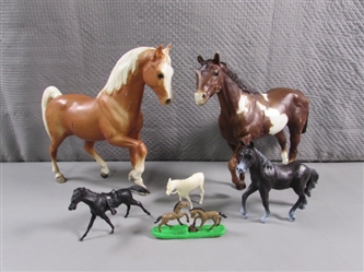 2 BREYER HORSES & FRIENDS