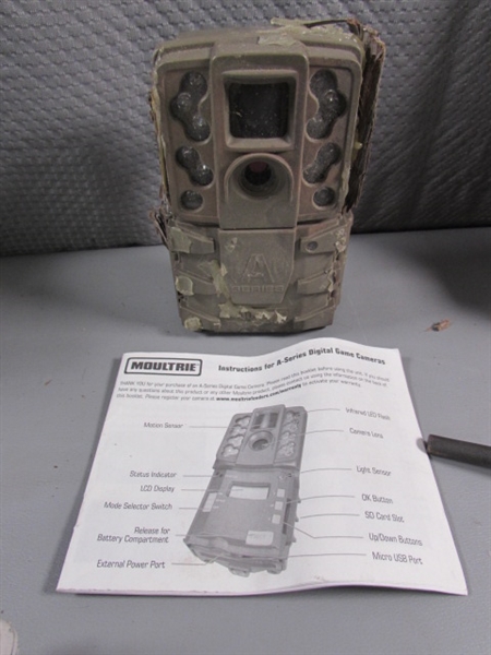 ASSORTED GAME CAMERAS W/MANUALS - UNTESTED