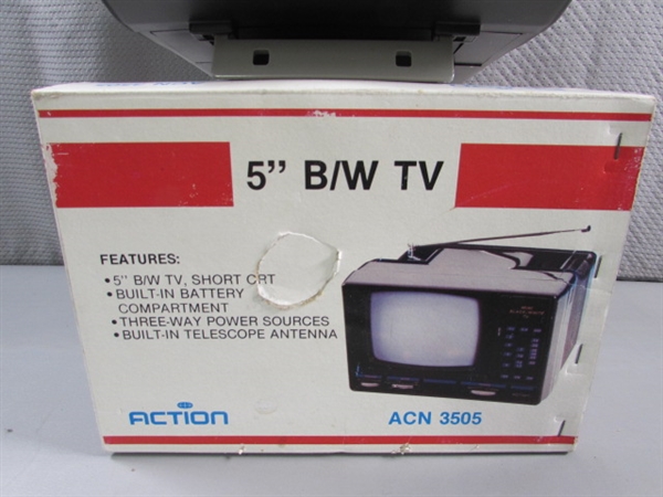 VINTAGE 5 B&W PORTABLE TV