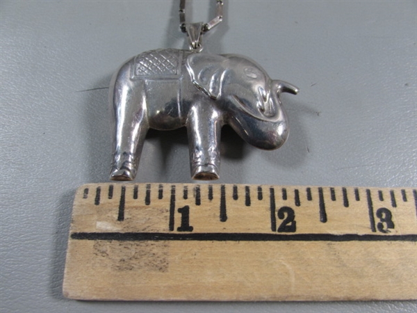 STERLING SILVER ELEPHANT PENDANT W/CHAIN