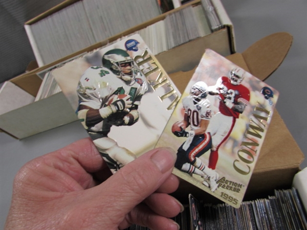 ASSORTED VINTAGE FOOTBALL CARDS