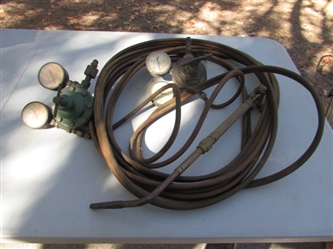 OXY-ACETYLENE HOSES W/ GAUGES & TORCH HEADS & SAFETY GLASSES