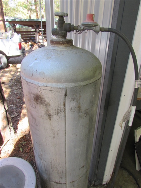 200,000 BTU/HR PROPANE SHOP HEATER WITH LARGE PROPANE TANK