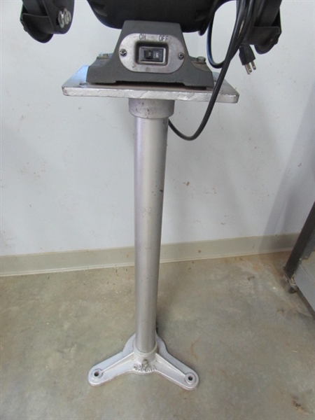 6 STONY CRAFT 1/2 HP BENCH GRINDER ON STAND