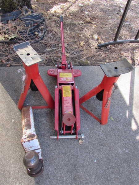 FLOOR JACK, JACK STANDS & RECEIVER W/2 BALL