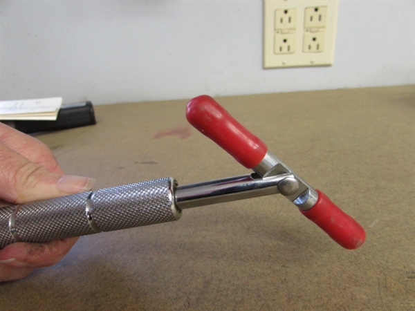 TORQUE WRENCHES