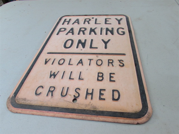 METAL HARLEY PARKING SIGN