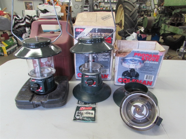 2 PROPANE LANTERNS & STOVE