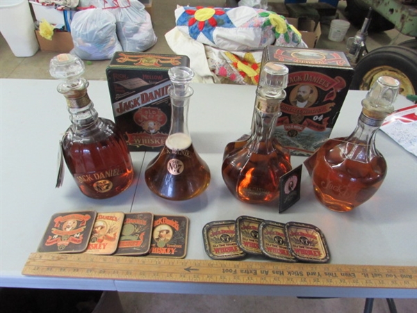 JACK DANIELS COLLECTIBLES FOR THE BAR