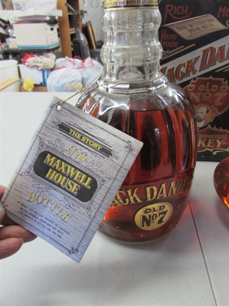 JACK DANIELS COLLECTIBLES FOR THE BAR