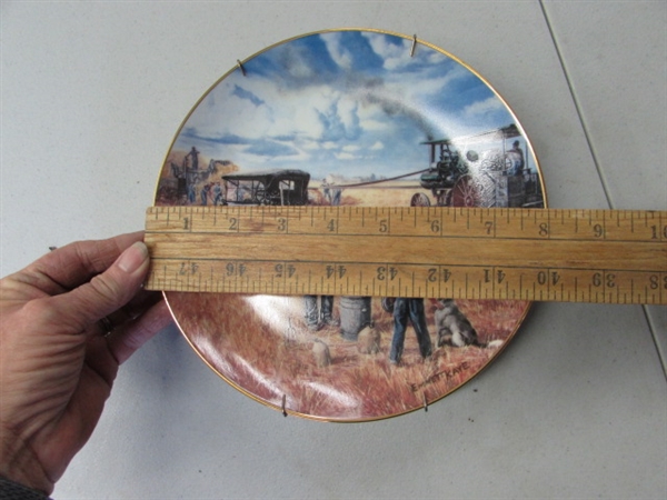 FARMING IN THE HEARTLAND BY EMMETT KAYE PLATES - DANBURY MINT