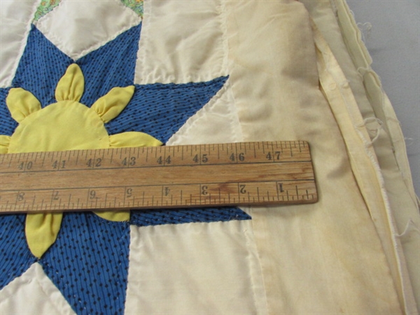 VINTAGE/ANTIQUE STAR DAHLIA CUTTER QUILT