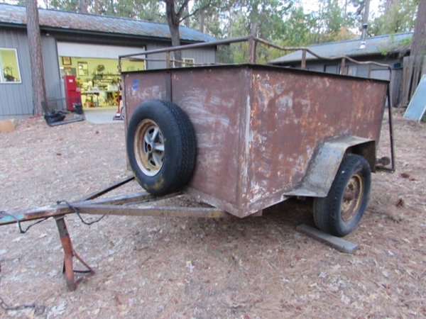 5' X 7.5' SINGLE AXLE TRAILER