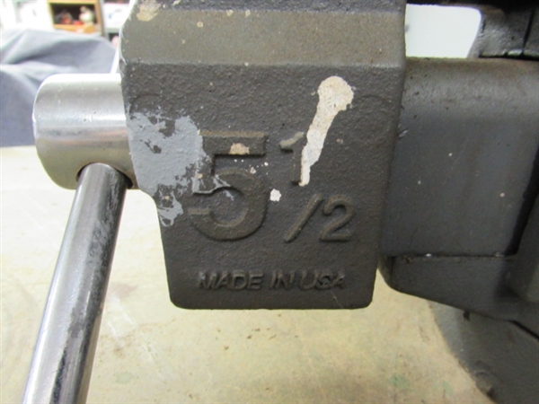 5.5 CRAFTSMAN BENCH VICE