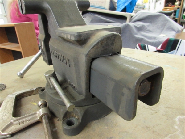 5.5 CRAFTSMAN BENCH VICE