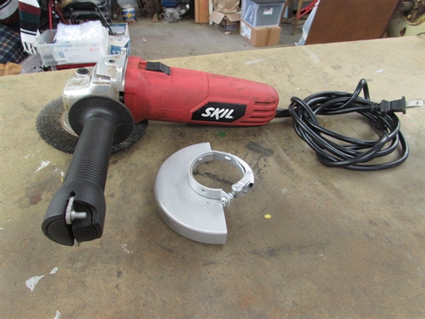 SKIL ANGLE GRINDER