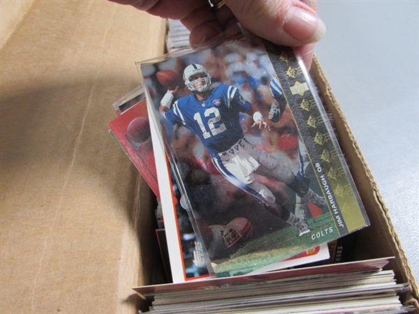 ASSORTED FOOTBALL TRADING CARDS