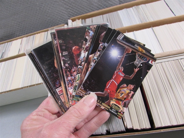 6 BOXES OF BASKETBALL TRADING CARDS