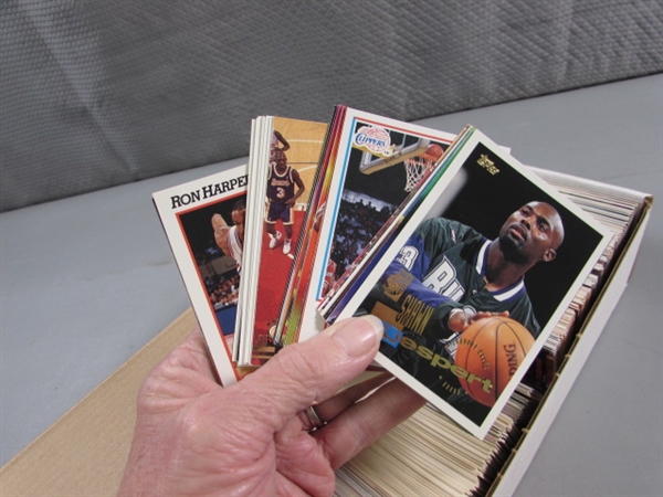 6 BOXES OF BASKETBALL TRADING CARDS