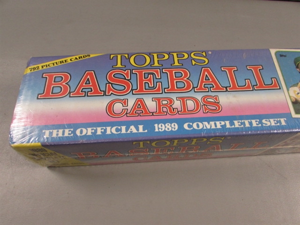 SEALED BOX 1989 TOPPS COMPLETE SET OF BASEBALL CARDS