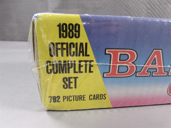 SEALED BOX 1989 TOPPS COMPLETE SET OF BASEBALL CARDS