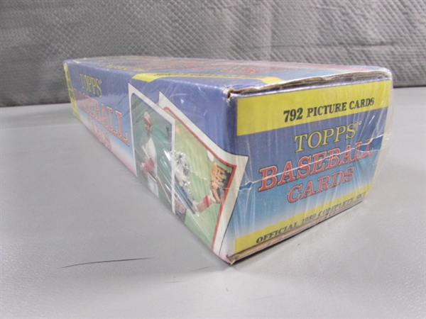 SEALED BOX 1989 TOPPS COMPLETE SET OF BASEBALL CARDS