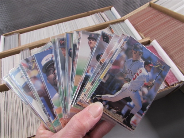 6 BOXES OF BASEBALL CARDS