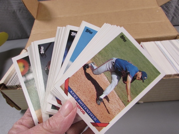 6 BOXES OF BASEBALL CARDS