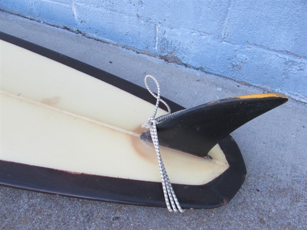 VINTAGE HANDCRAFTED SURFBOARD