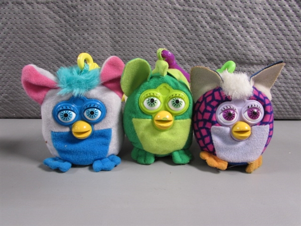 LARGE ASSORTMENT OF VINTAGE FURBY'S