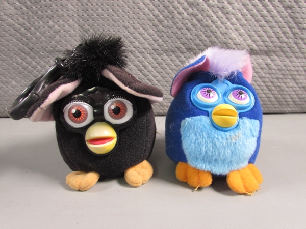 LARGE ASSORTMENT OF VINTAGE FURBY'S