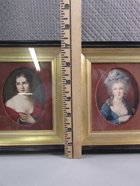 PAIR OF FRAMED & MATTED VICTORIAN PORTRAIT PRINTS