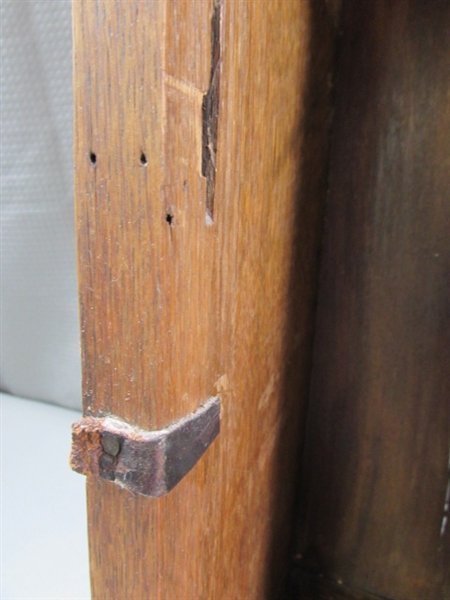 ANTIQUE OAK BATHROOM MEDICINE CABINET W/MIRROR