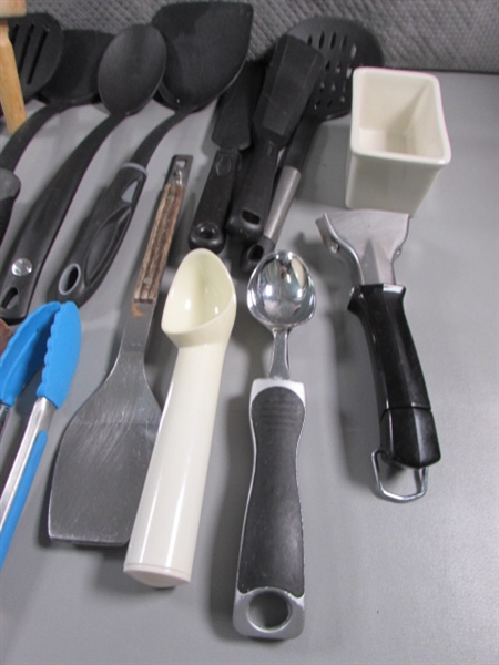 KITCHEN UTENSILS