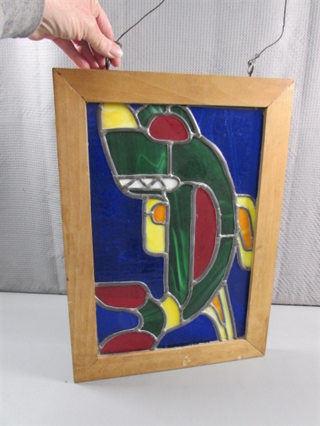 STAINED GLASS ART - KILLER WHALE TRIBAL DESIGN