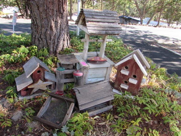 RUSTIC BIRDHOUSES, FEEDERS, HUMMINGBIRD FEEDERS